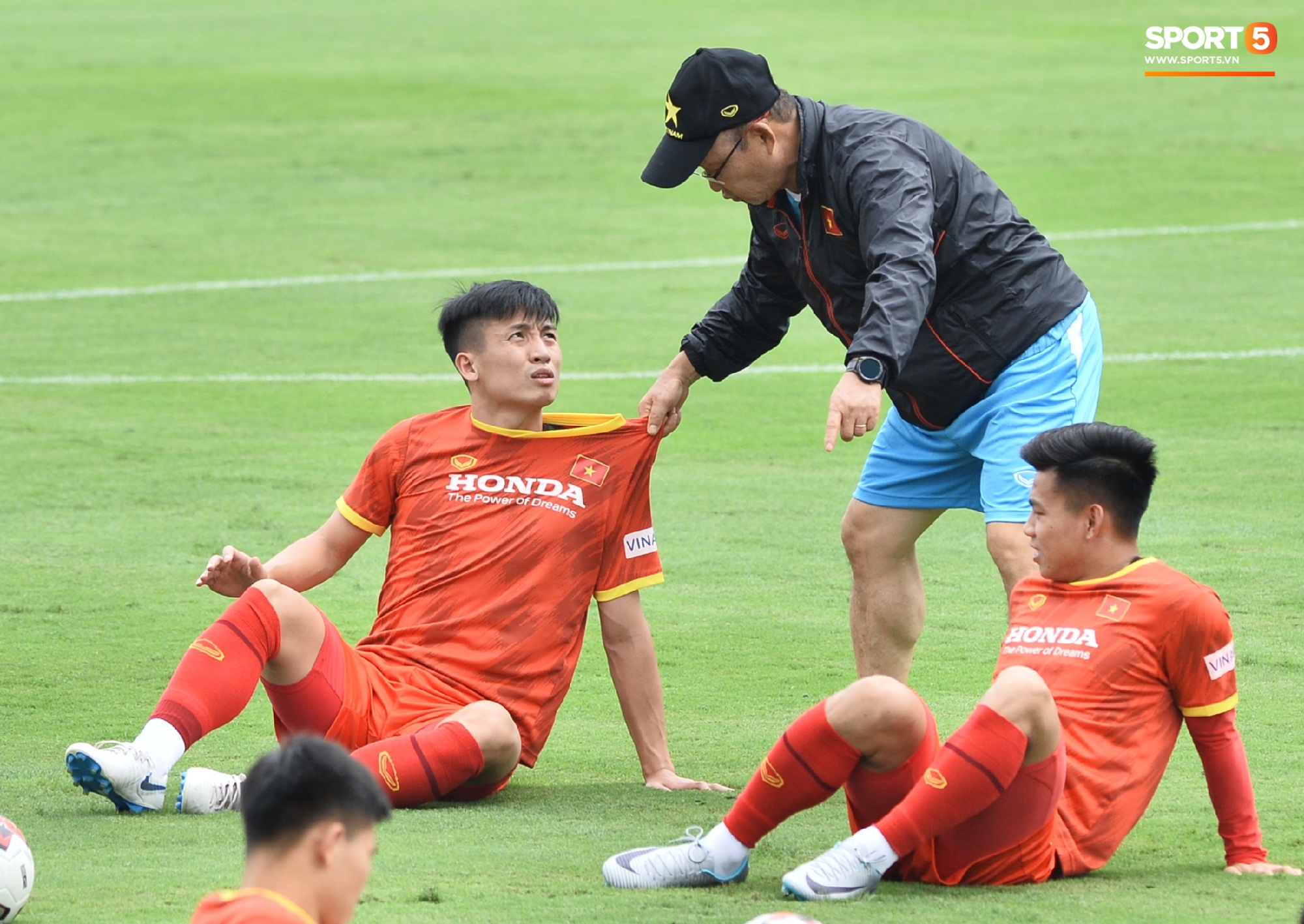 Kịch bản để V.League 2021 về đích: Liệu có phương án khả thi? - Ảnh 1.