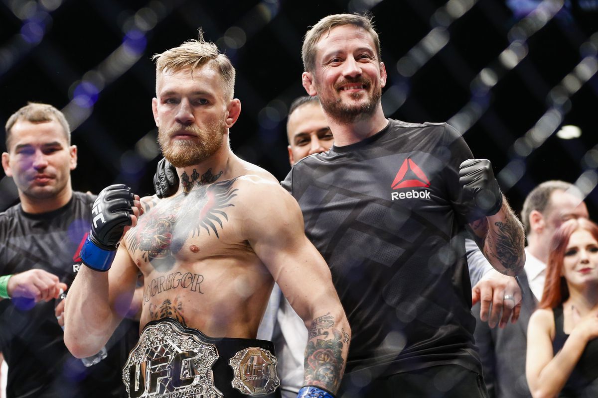 Cựu vương Michael Bisping: Conor McGregor cần phải sa thải HLV John Kavanagh - Ảnh 2.