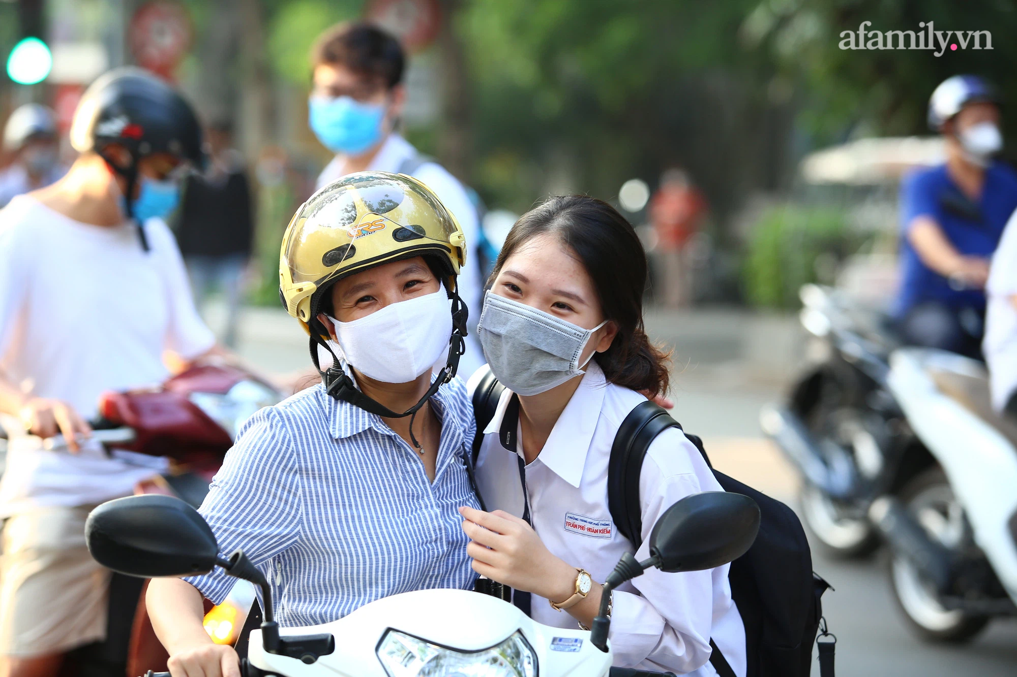 Sĩ tử 2k3 đang rần rần chia sẻ logo trường “đại học” này: Đầu vào không cao mà nhiều em tái mặt, nhất quyết không nộp hồ sơ - Ảnh 1.