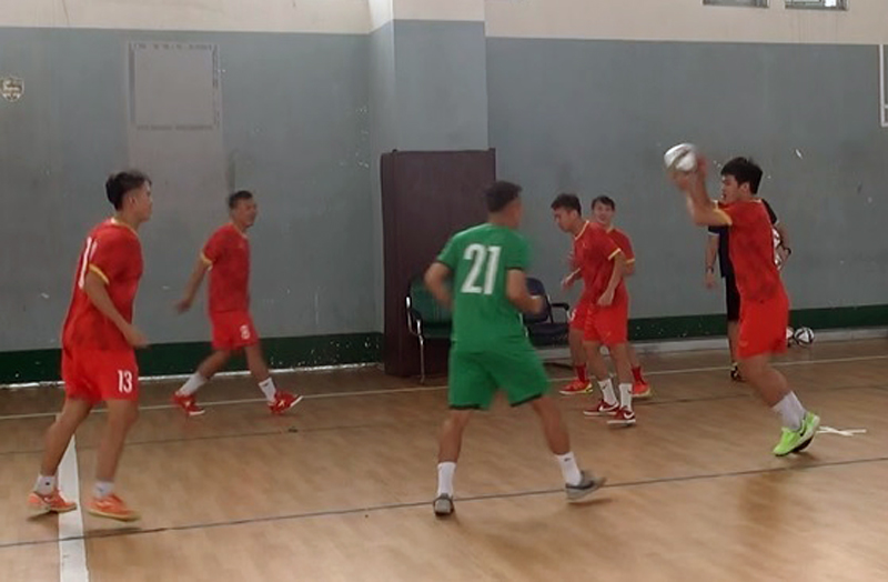 Đội tuyển futsal Việt Nam trong buổi tập đầu tiên hướng đến World Cup 2021 - Ảnh 2.