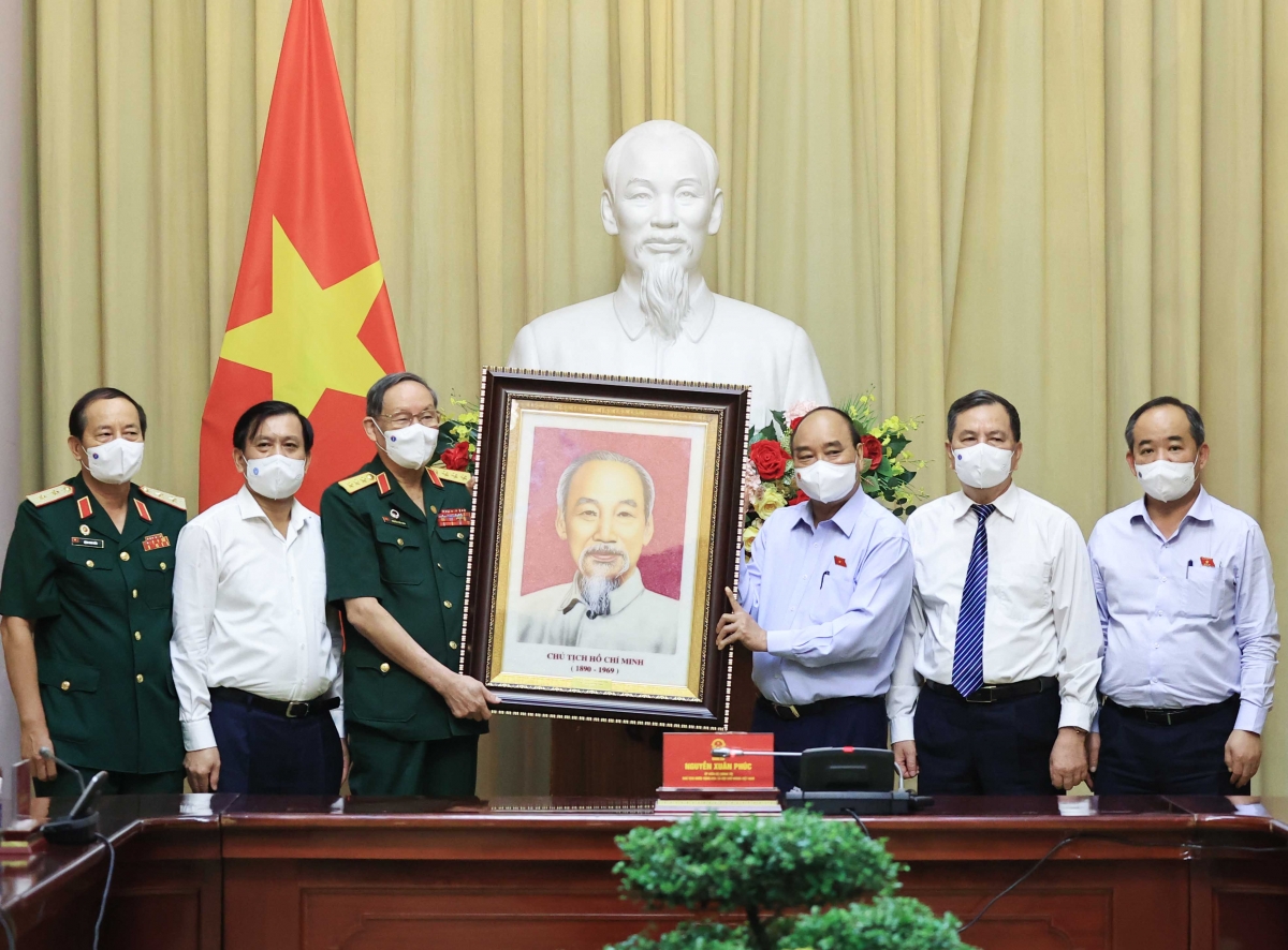 Chủ tịch nước làm việc với Hội Hỗ trợ gia đình liệt sĩ và Hội Nạn nhân chất độc da cam/dioxin Việt Nam - Ảnh 2.