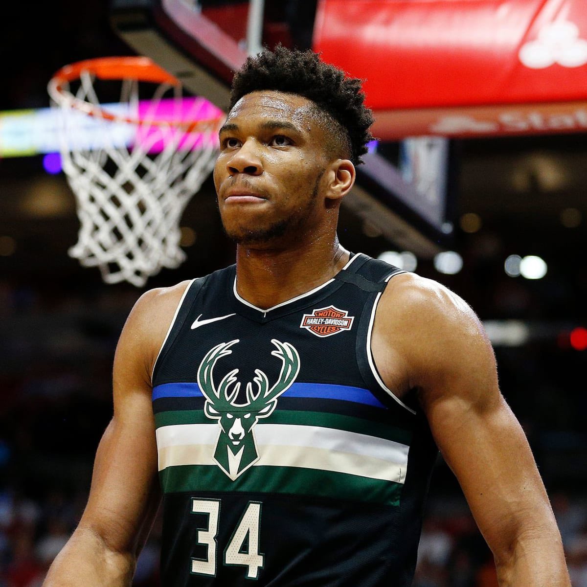 Bùng nổ ở trận đấu quyết định, Giannis Antetokounmpo xứng đáng giành danh hiệu Finals MVP - Ảnh 1.