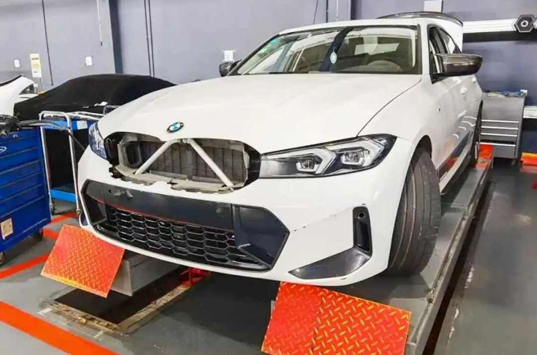 Hình ảnh BMW 3-Series bản nâng cấp bí ẩn đang gây xôn xao trên thế giới hoá ra đã xuất hiện tại Việt Nam từ lâu - Ảnh 1.