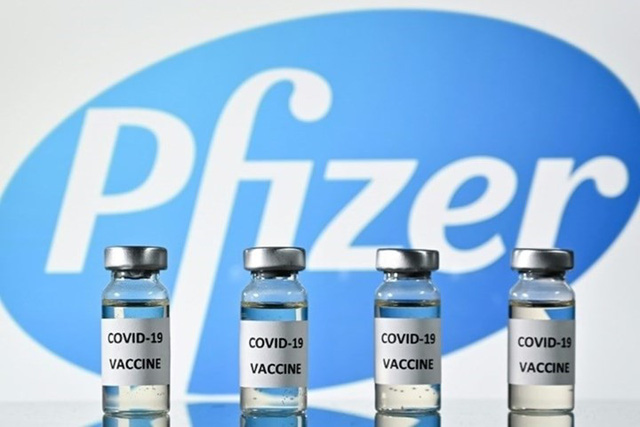 Người đã tiêm mũi 1 vắc xin AstraZeneca được ưu tiên tiêm mũi 2 vắc xin Pfizer  - Ảnh 1.