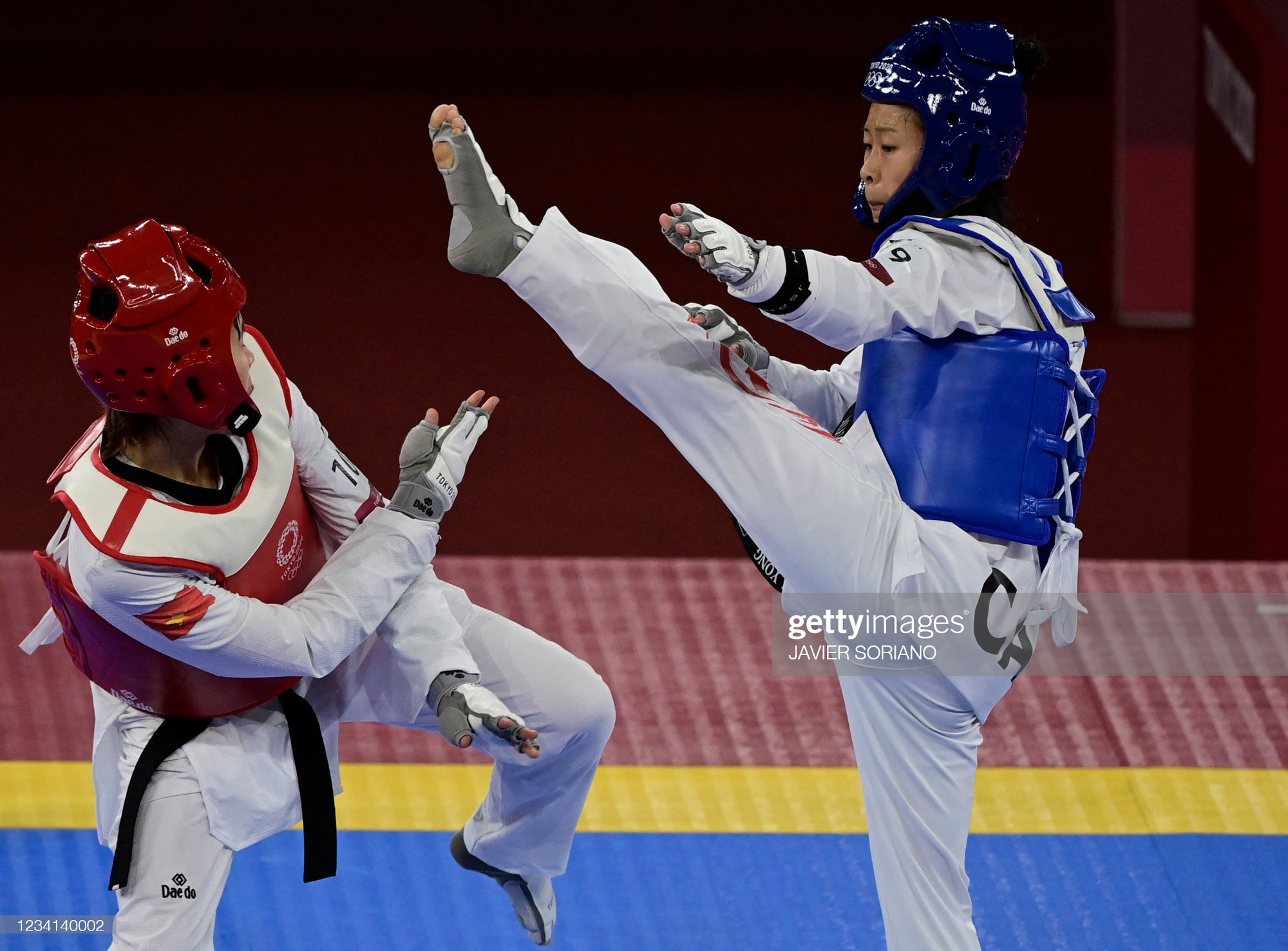 Trương Thị Kim Tuyền &quot;lấy nhu thắng cương&quot; đả bại đại diện Canada trận ra quân Taekwondo Olympic Tokyo 2020 - Ảnh 7.