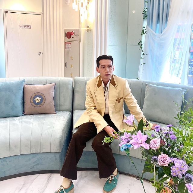 Lộ hint đám cưới cổ tích của Su Ryeon và Logan Lee, Penthouse cuối cùng cũng kết thúc viên mãn rồi? - Ảnh 1. Lộ hint đám cưới cổ tích của Su Ryeon và Logan Lee, Penthouse cuối cùng cũng kết thúc viên mãn rồi? - Ảnh 1.