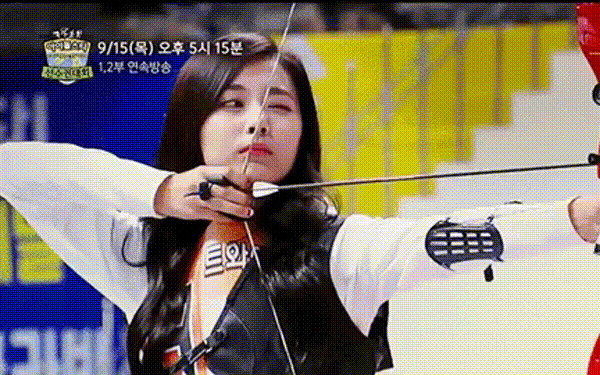 Dàn nữ thần huyền thoại của đại hội thể thao idol: Tzuyu mê hoặc đạo diễn Thor, Irene chưa hot bằng idol xứ Trung nổi sau 1 đêm - Ảnh 2.
