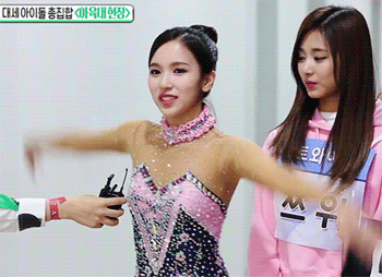 Dàn nữ thần huyền thoại của đại hội thể thao idol: Tzuyu mê hoặc đạo diễn Thor, Irene chưa hot bằng idol xứ Trung nổi sau 1 đêm - Ảnh 30.