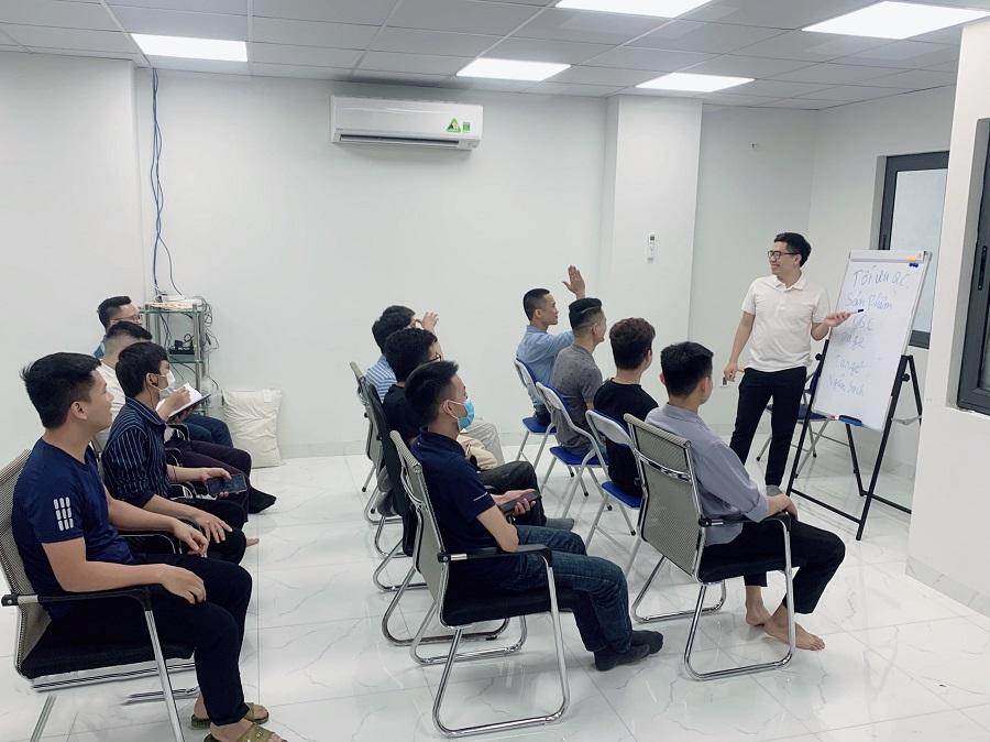 Cơ hội cho các bạn trẻ tiếp cận với marketing một cách chuyên nghiệp - Ảnh 3.