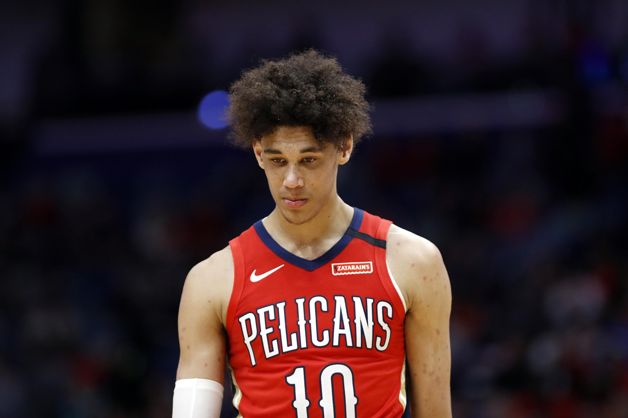 Cầu thủ trẻ New Orleans Pelicans vướng vào vòng lao lý, nhập viện vì ẩu đả với cảnh sát - Ảnh 1.