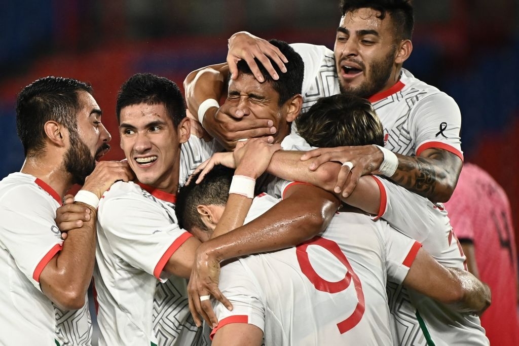 Olympic Hàn Quốc thảm bại 3-6, rơi nước mắt chia tay Thế vận hội Tokyo - Ảnh 9. Olympic Hàn Quốc thảm bại 3-6, rơi nước mắt chia tay Thế vận hội Tokyo - Ảnh 9.