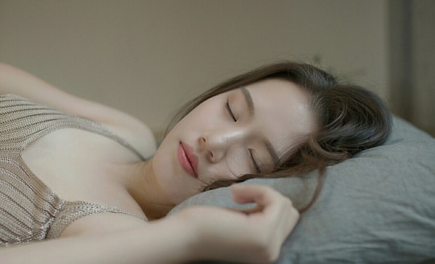 Mỗi ngày đều tỉnh dậy vào đúng thời điểm này: Coi chừng tim, phổi, thận đang mắc trọng bệnh, đi khám sớm sẽ giúp bạn tránh nhiều biến chứng - Ảnh 1.