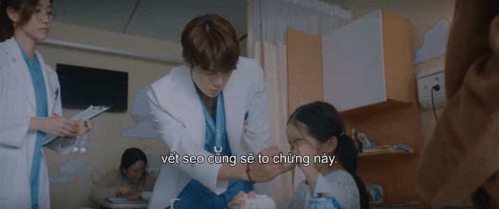 Loạt khoảnh khắc ngọt ngào và xót xa nhất Hospital Playlist 2 tập 4: Tấu hài liên tục nhưng xem mà không cầm nổi nước mắt! - Ảnh 3.