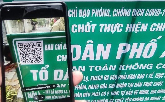 Toàn bộ người dân Hà Nội phải quét mã QR tại các điểm chốt phòng, chống dịch - Ảnh 1.