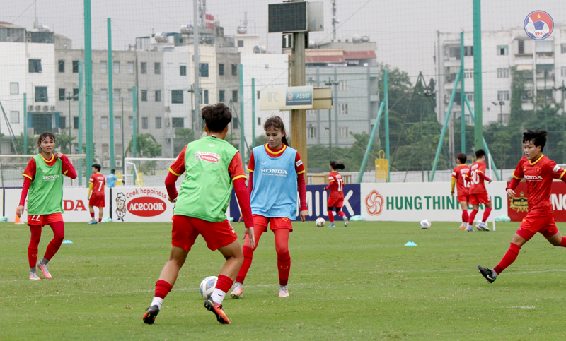 Tuyển nữ Việt Nam vất vả tìm &quot;quân xanh&quot; chuẩn bị cho vòng loại Asian Cup 2022 - Ảnh 3.