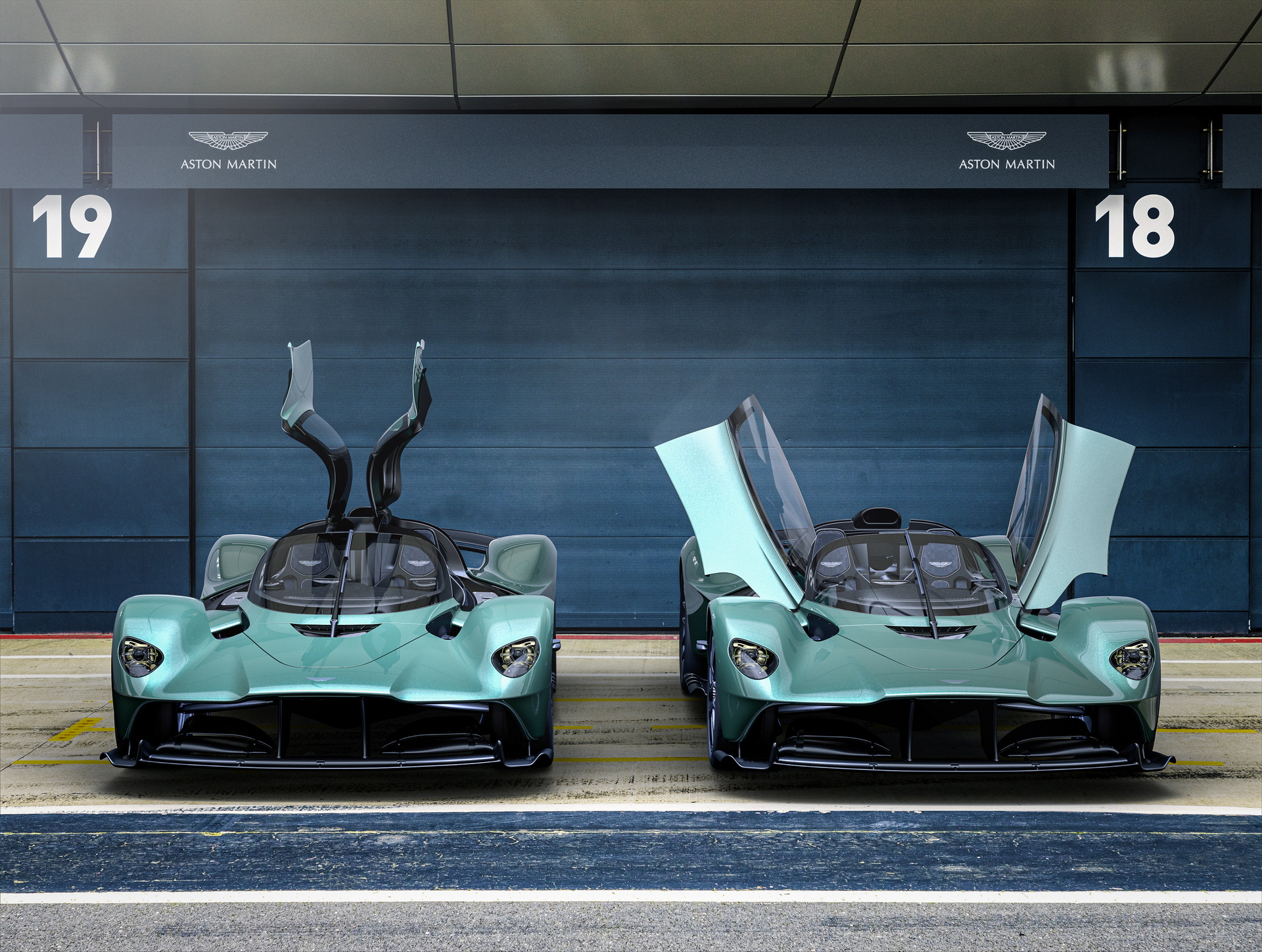 Trình làng Aston Martin Valkyrie Spider - Siêu xe mui trần nhanh nhất lịch sử, đạt tới 330 km/h khi bỏ mui - Ảnh 2. Trình làng Aston Martin Valkyrie Spider - Siêu xe mui trần nhanh nhất lịch sử, đạt tới 330 km/h khi bỏ mui - Ảnh 2.