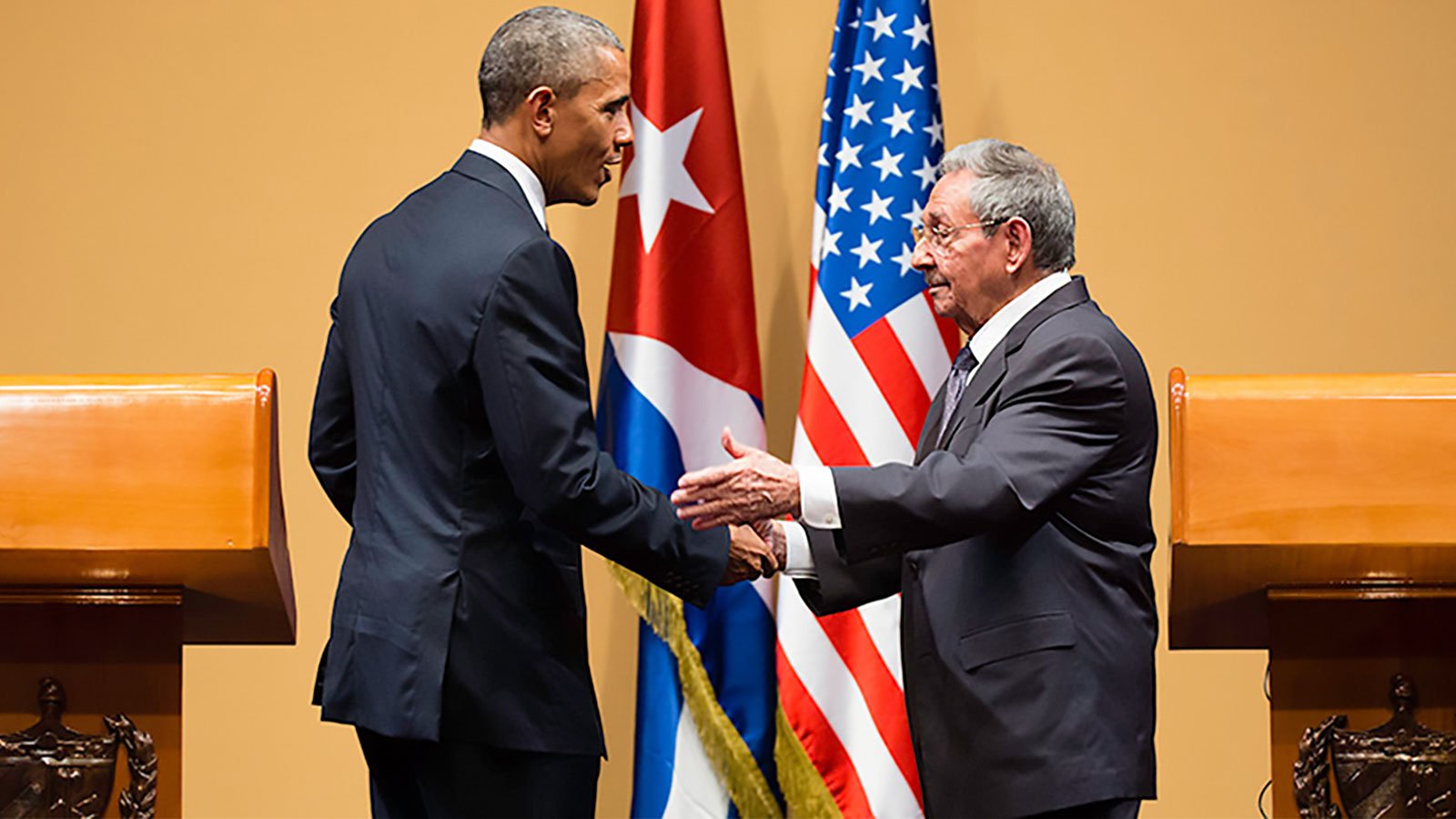 Cựu trưởng phòng quyền lợi Mỹ tại Havana nói về quan hệ Mỹ Cuba và
