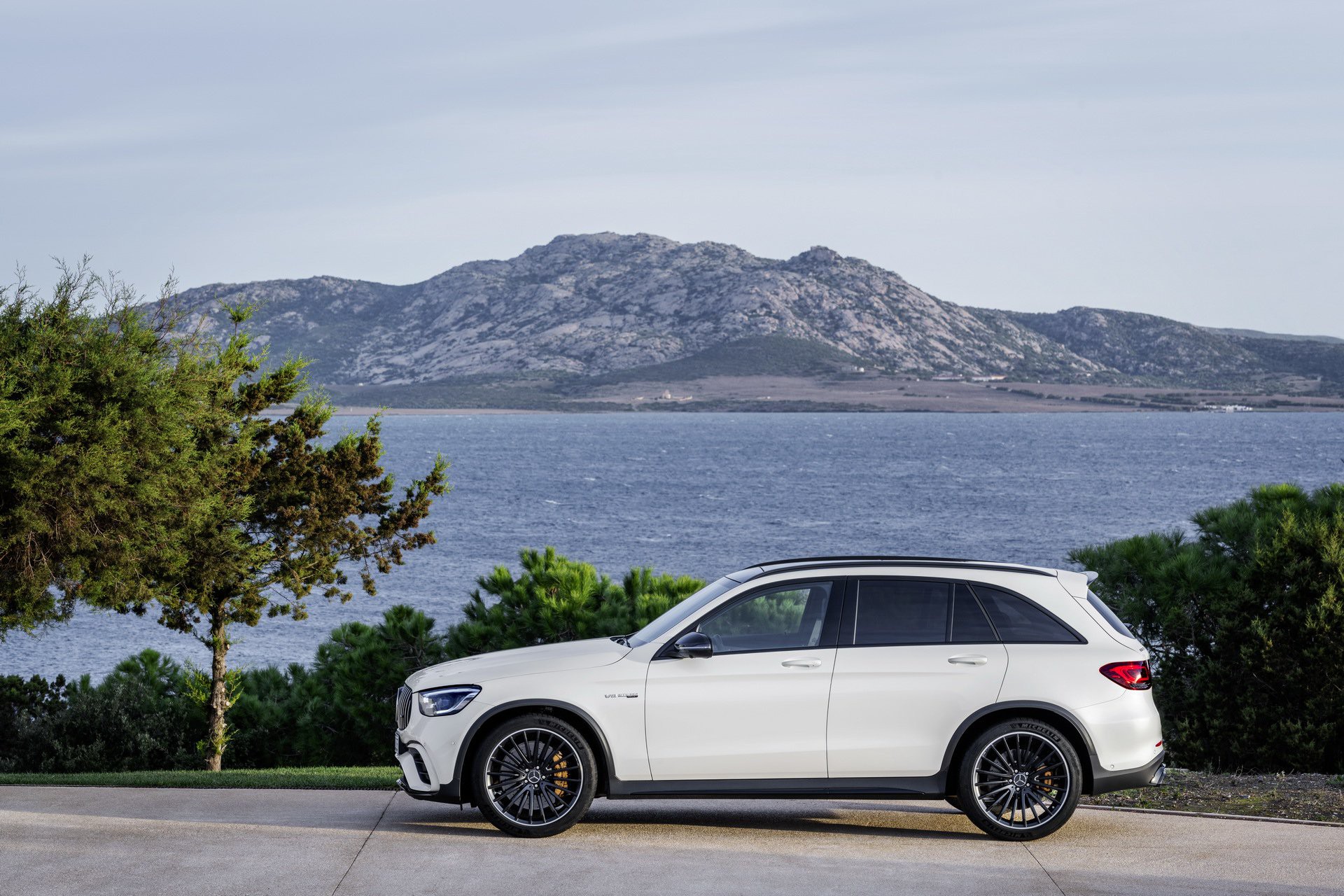 Vừa chào hàng đại gia Việt, Mercedes-Benz GLS 600 Maybach đã bị dừng sản xuất vì lý do này - Ảnh 1.