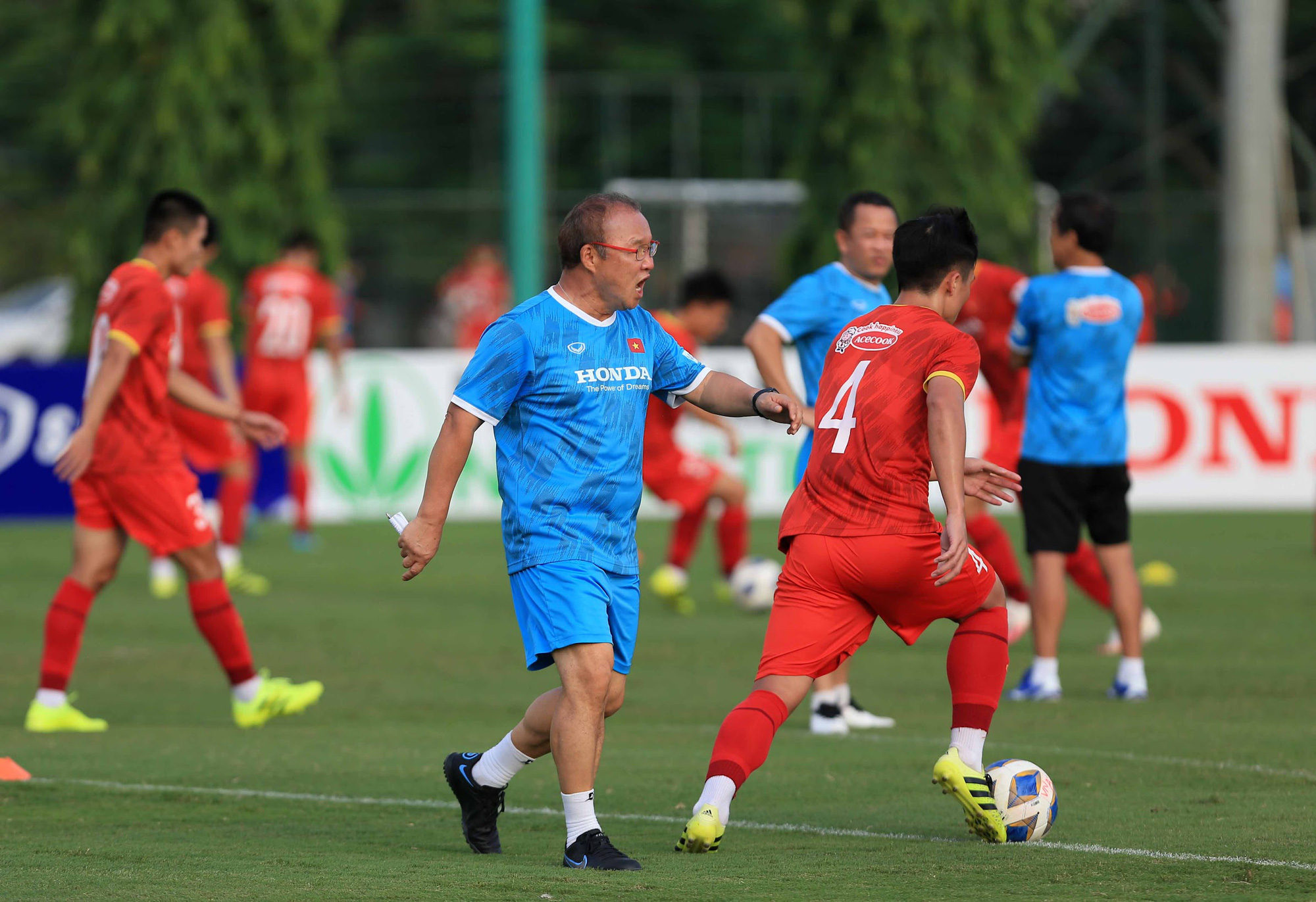 Tuyển Việt Nam hãy bước vào vòng loại thứ 3 Wolrd Cup 2022 với tinh thần "Trần Minh Vương" - Ảnh 1. Tuyển Việt Nam hãy bước vào vòng loại thứ 3 Wolrd Cup 2022 với tinh thần "Trần Minh Vương" - Ảnh 1.