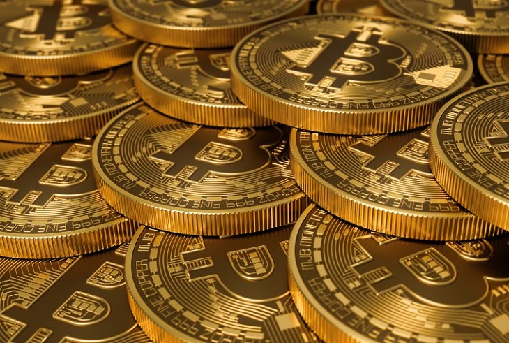 Bitcoin ngày 19/8 giảm xuống dưới 44.000 USD, tiền ảo vốn hóa nhỏ tăng rất mạnh - Ảnh 1.