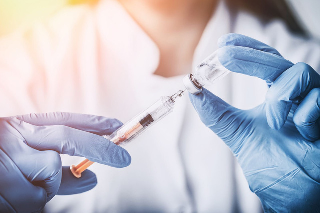 6 loại vắc xin phòng COVID-19 được cấp phép sử dụng tại Việt Nam - Ảnh 1.