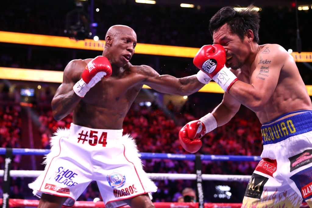 Manny Pacquiao xin lỗi sau thất bại trước Yordenis Ugas: Tôi đã chờ một kết quả khác - Ảnh 3.