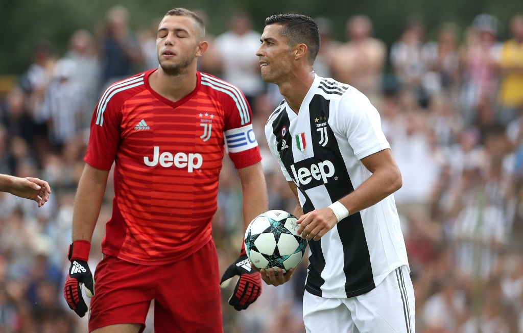 16 mốc son của Cristiano Ronaldo tại Juventus - Ảnh 2.
