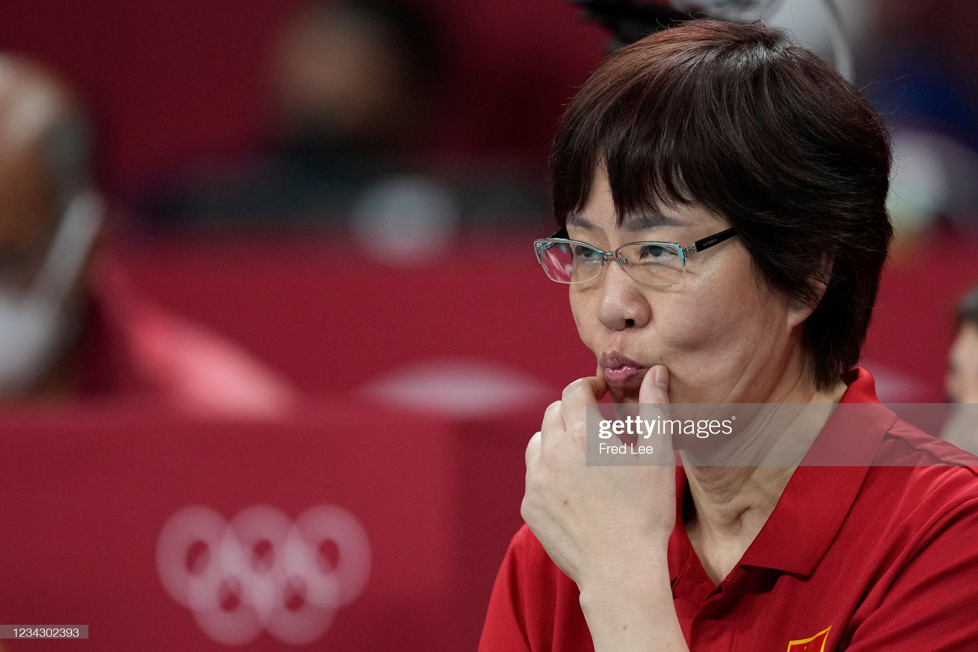 VĐV Trung Quốc khóc như mưa, cúi rạp người chia tay HLV huyền thoại ở Olympic Tokyo 2020 - Ảnh 11.