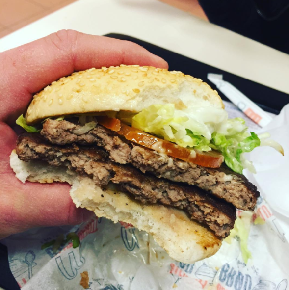 Tổng hợp 18 món ăn đặc dị của McDonalds chỉ có ở một số quốc gia. Bạn thử Trùm cuối chưa? - Ảnh 12.