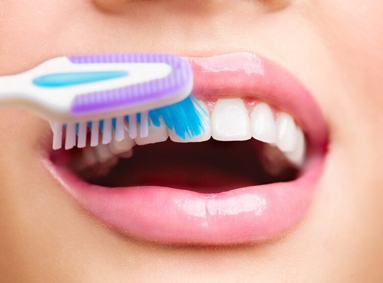 Nên đánh răng trước hay sau khi ăn sáng: Sai lầm hơn 80% người mắc phải, bạn có đang vệ sinh răng miệng đúng cách? - Ảnh 4.