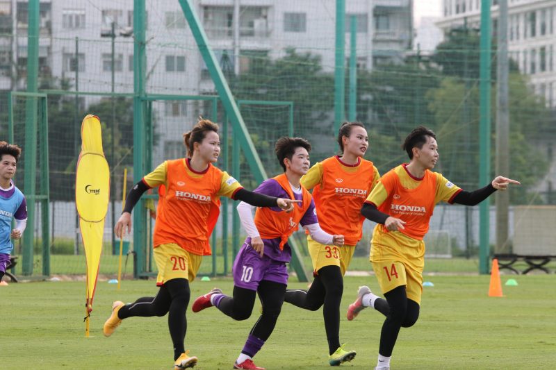 Tuyển nữ Việt Nam mong muốn sang UAE tập huấn sớm để chuẩn bị cho giấc mơ World Cup 2023 - Ảnh 1.