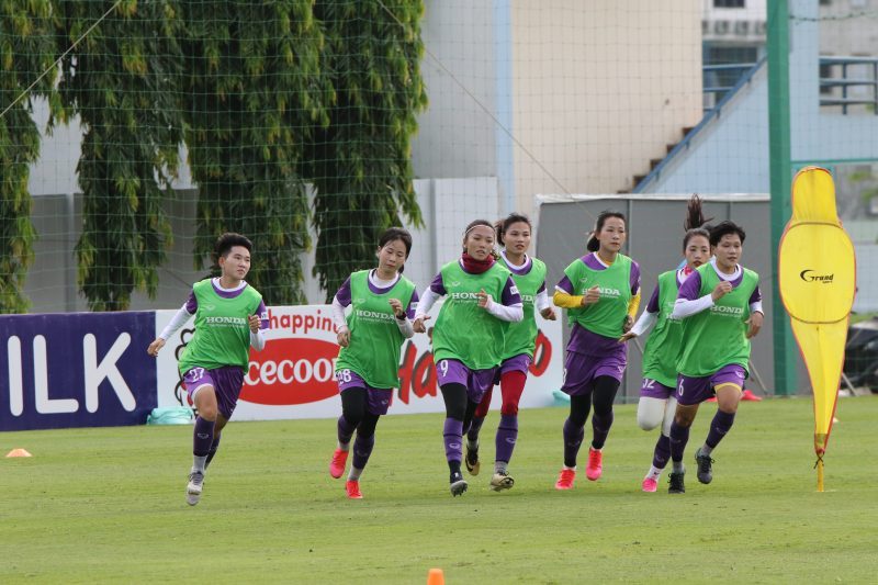 Tuyển nữ Việt Nam mong muốn sang UAE tập huấn sớm để chuẩn bị cho giấc mơ World Cup 2023 - Ảnh 2.