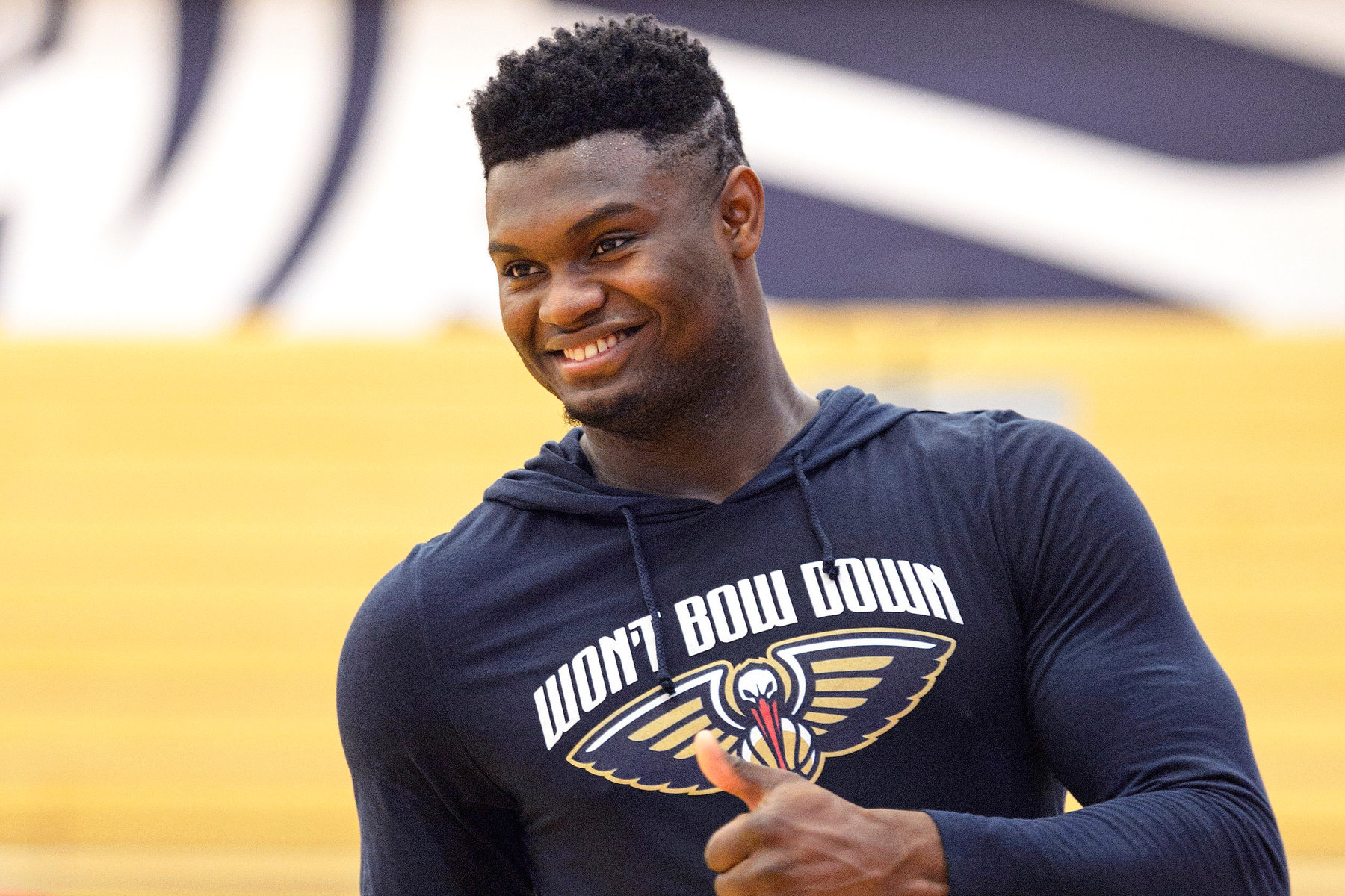 &quot;Bắt quả tang&quot; Zion Williamson &quot;thả thính&quot; cô nàng người mẫu thể hình - Ảnh 2.