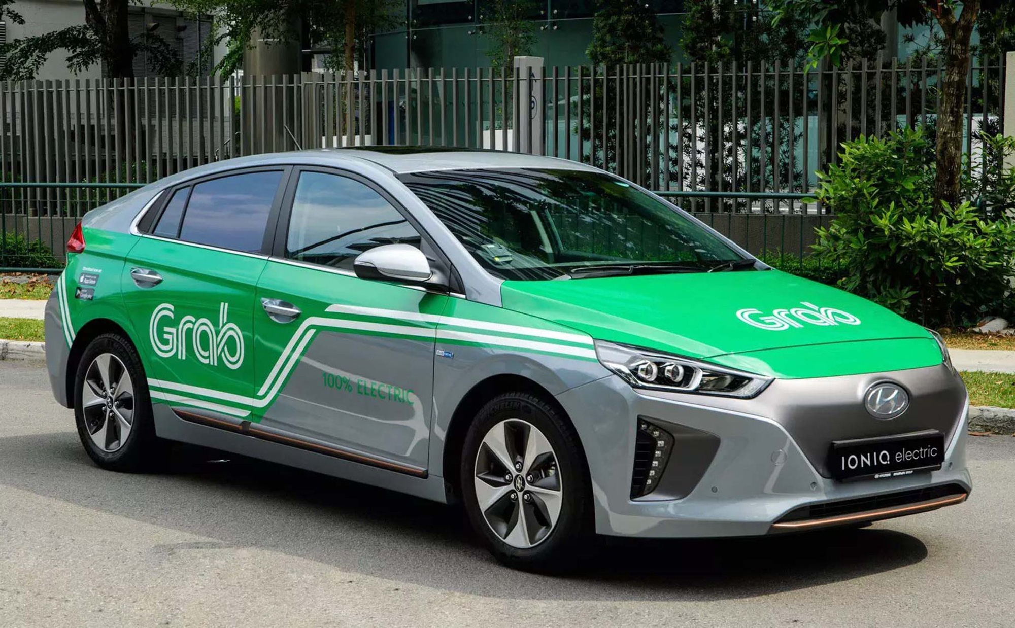 Grab đề xuất Grabcar vận chuyển F0 Covid-19, bệnh nhân cấp cứu và tự chịu toàn bộ kinh phí - Ảnh 1.