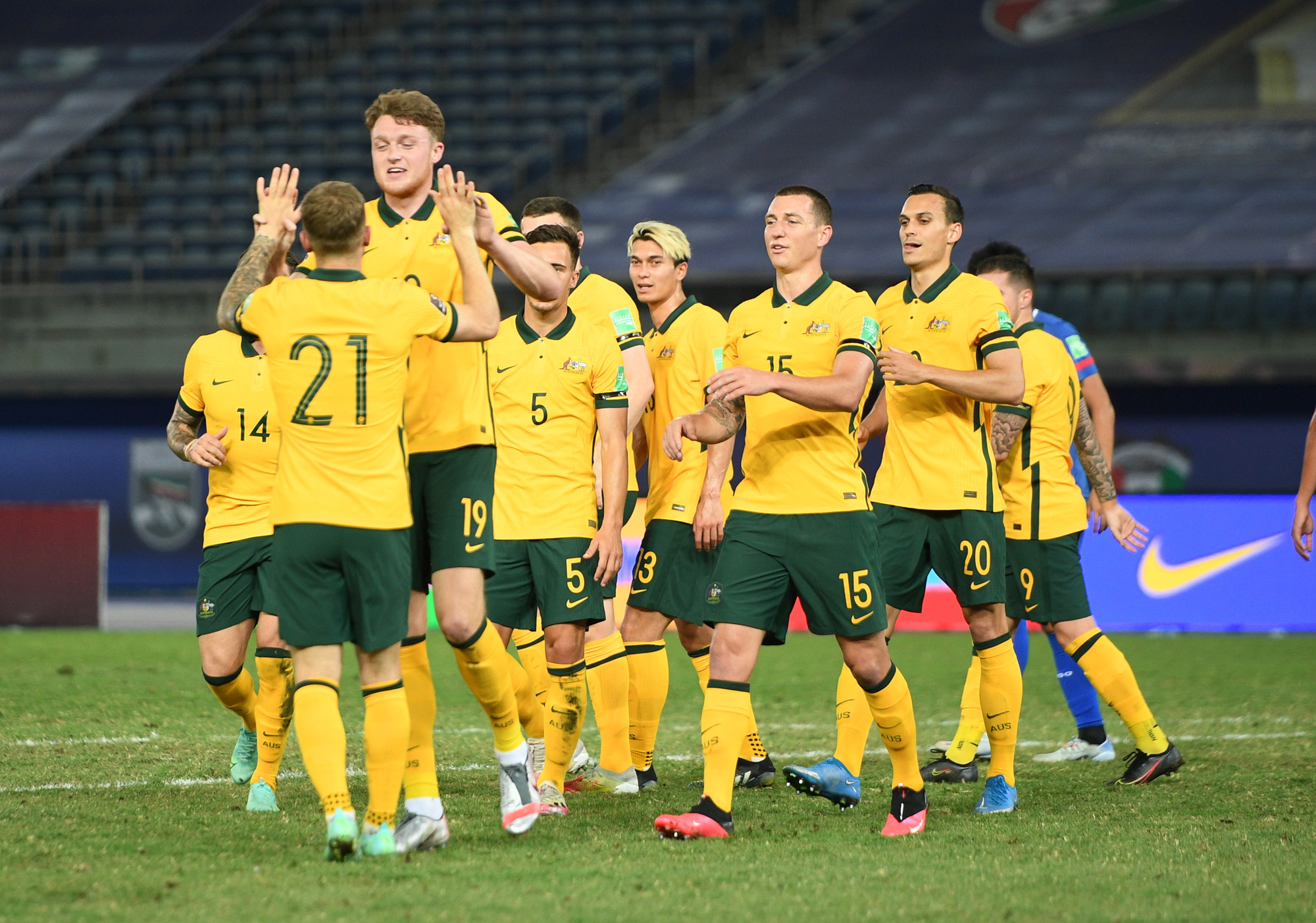 Australia đề xuất chọn Qatar làm sân nhà, Trung Quốc sẵn sàng tiếp đón Việt Nam ở... UAE - Ảnh 1.