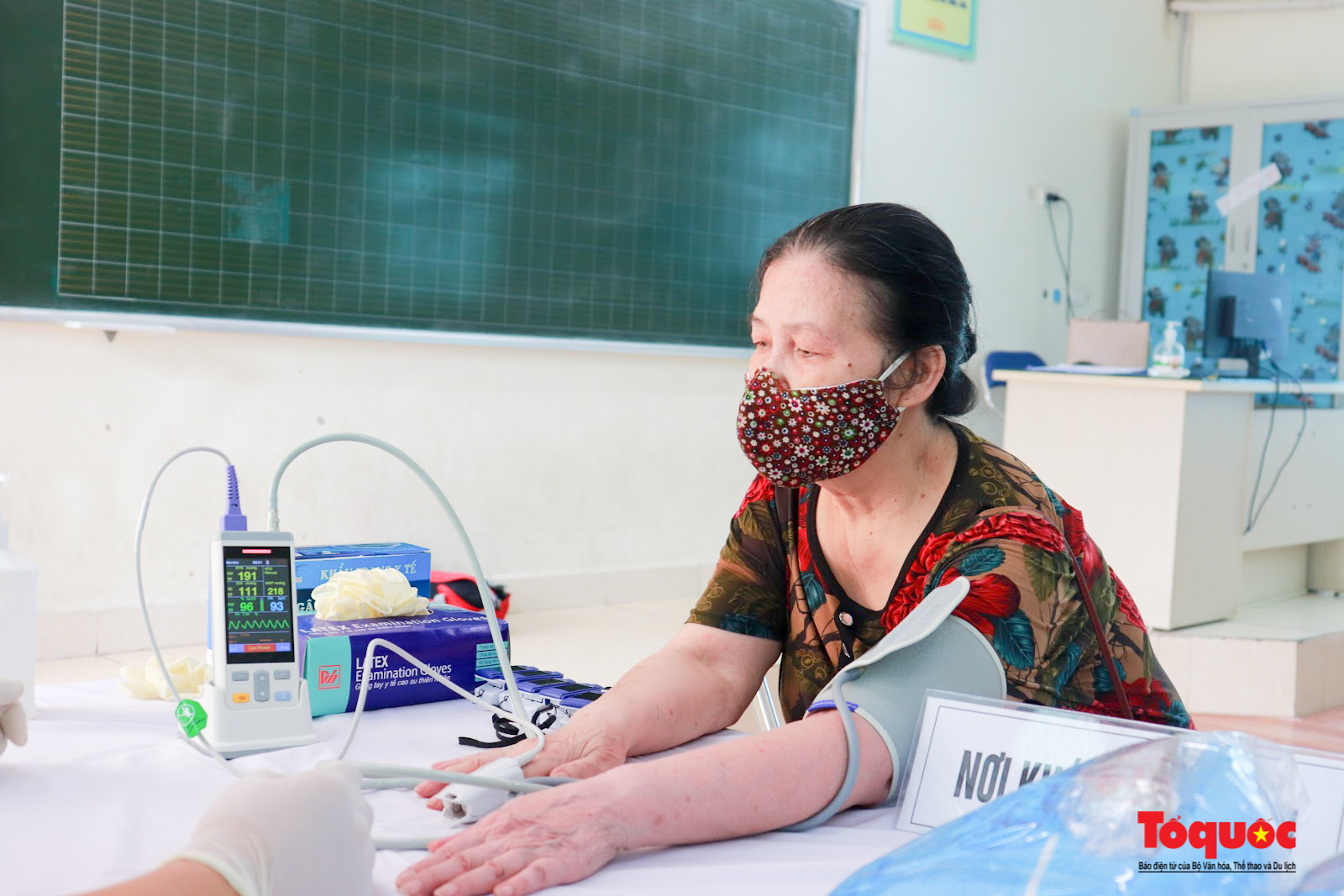 Hà Nội: Thành lập 11 trạm y tế lưu động trên địa bàn điểm nóng dịch Covid 19 quận Thanh Xuân - Ảnh 13.