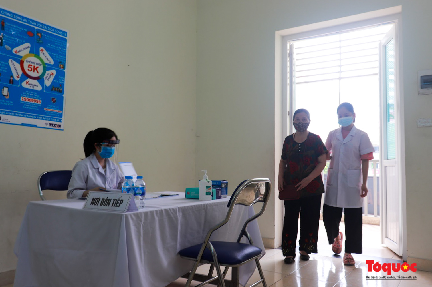 Hà Nội: Thành lập 11 trạm y tế lưu động trên địa bàn điểm nóng dịch Covid 19 quận Thanh Xuân - Ảnh 3.