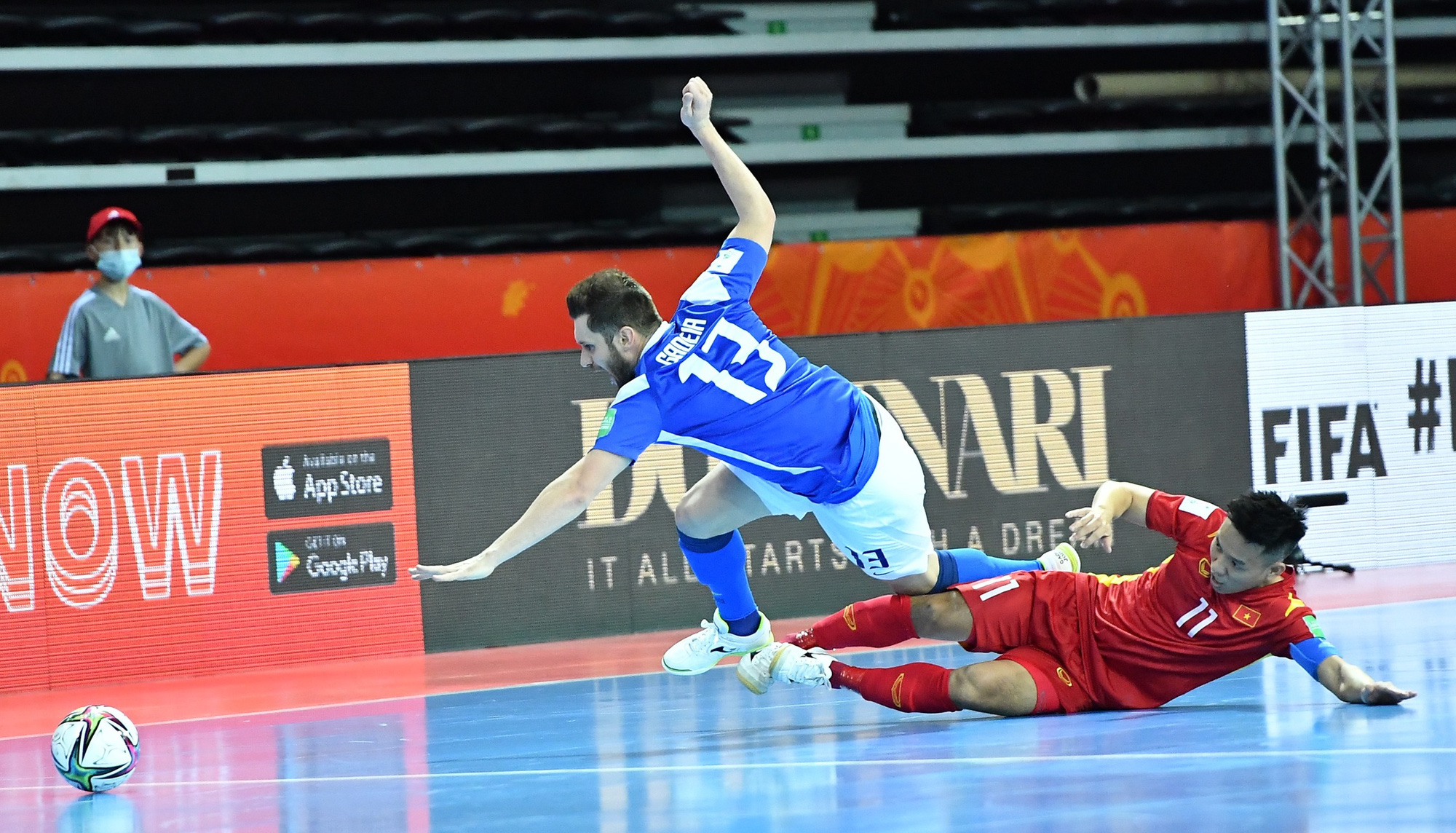 HLV trưởng ĐT futsal Việt Nam lạc quan sau trận thua 1-9 ĐT Brazil: Ghi bàn đã là 1 hạnh phúc - Ảnh 2.