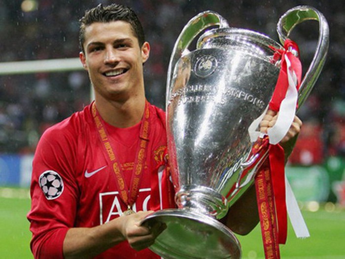 Ronaldo sẽ kiếm thêm bộn tiền nếu giúp MU vô địch - Ảnh 2.
