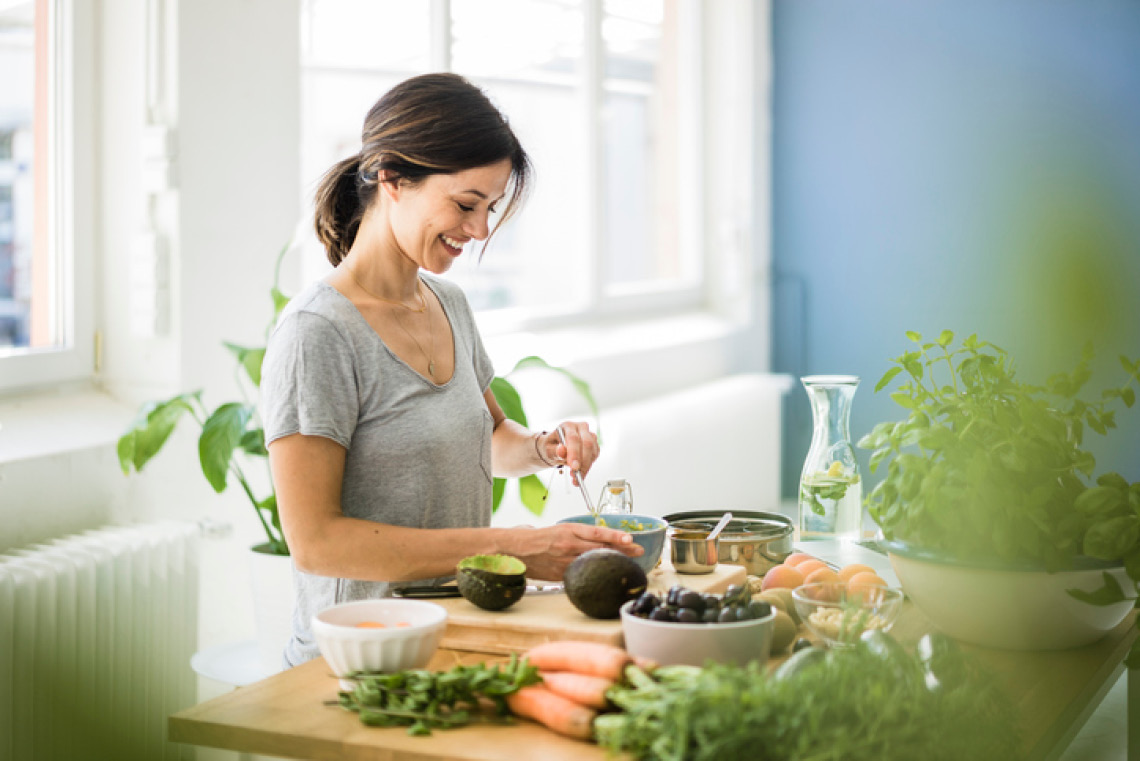 10 thói quen chuyên gia dinh dưỡng khuyên mọi người nên thực hiện hàng ngày để chống lại chứng viêm - Ảnh 4.