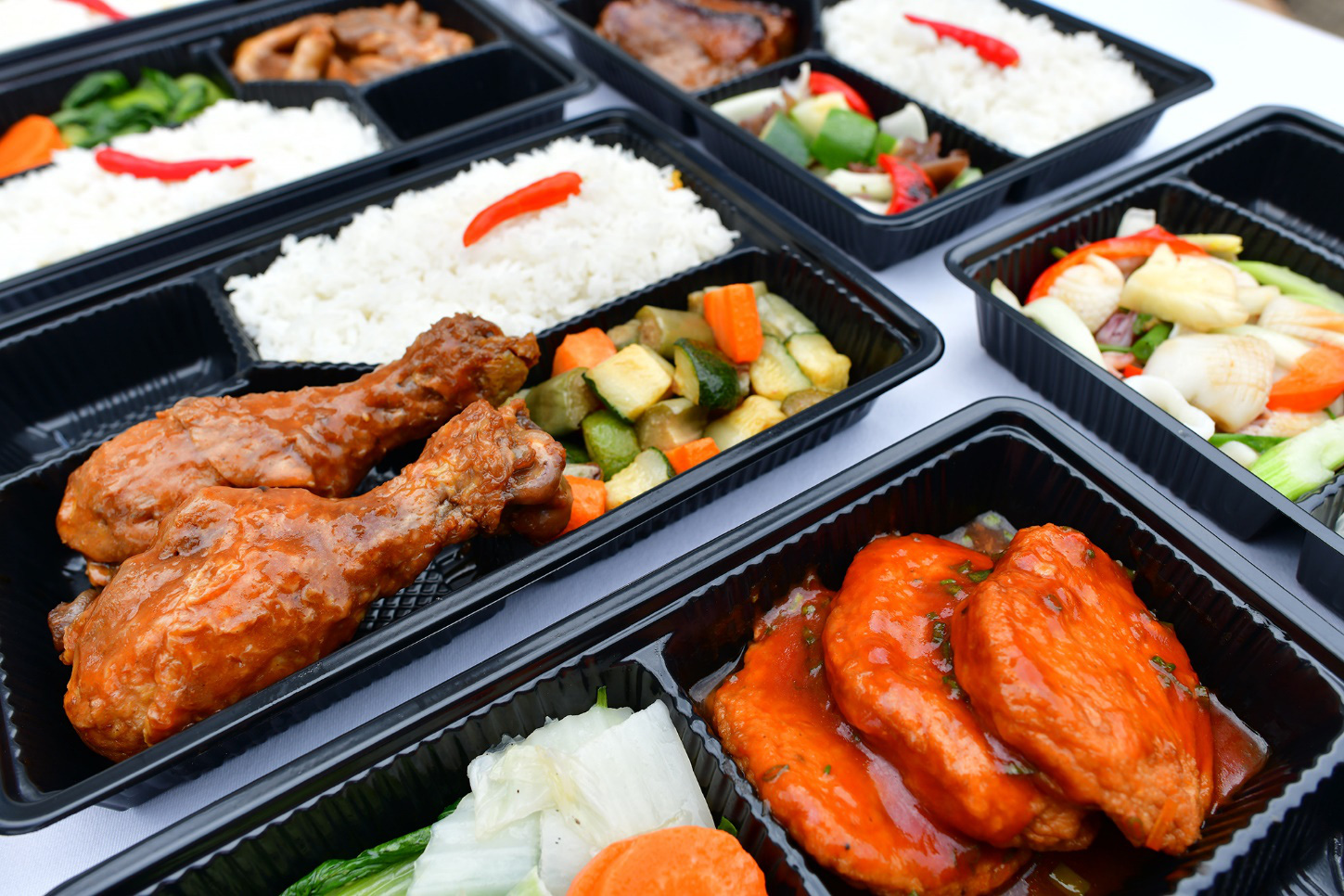 Gần 30.000 bánh trung thu đi 1.300km đường mây đến với y bác sĩ tại miền Nam - Ảnh 7.