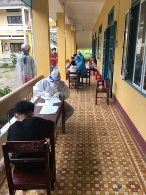 Thừa Thiên Huế: 32 học sinh phải cách ly tại trường học - Ảnh 1.