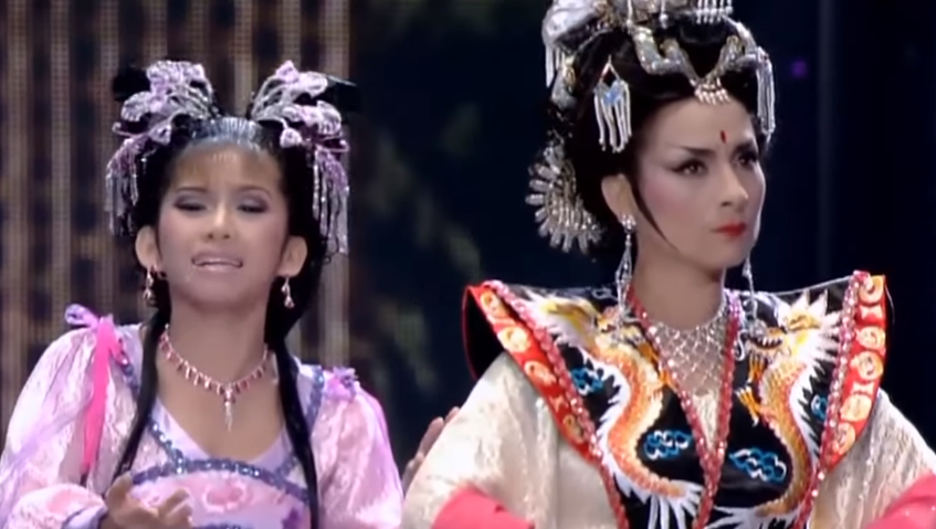 Phi Nhung từng cân đẹp loạt vai mỹ nhân Hoa ngữ: Có màn giả trai đáng học hỏi, làm Võ Tắc Thiên đâu thua gì Phạm Băng Băng - Ảnh 14.