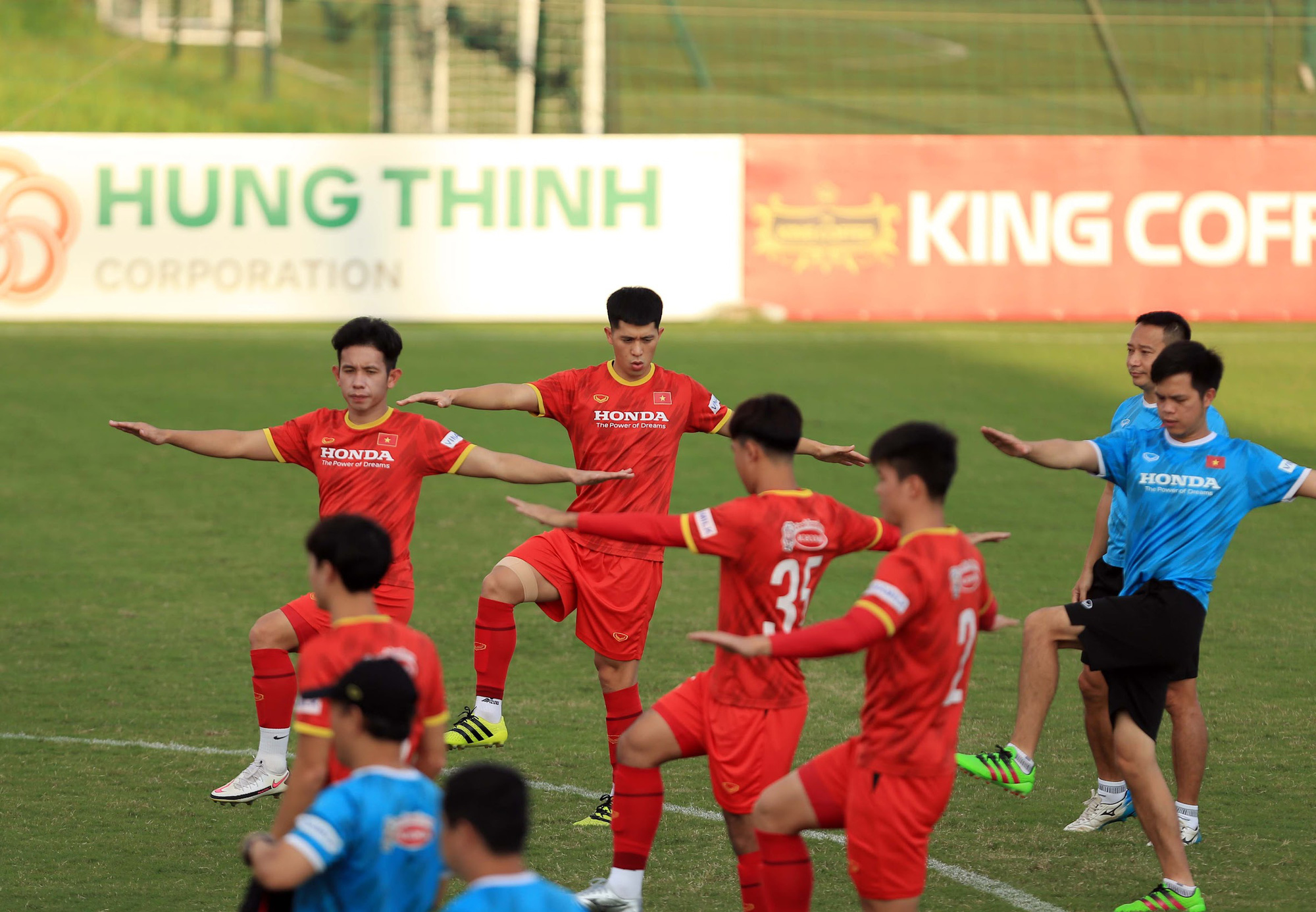 Đình Trọng trở lại, tuyển Việt Nam đón tin vui trước trận gặp Trung Quốc - Ảnh 1.