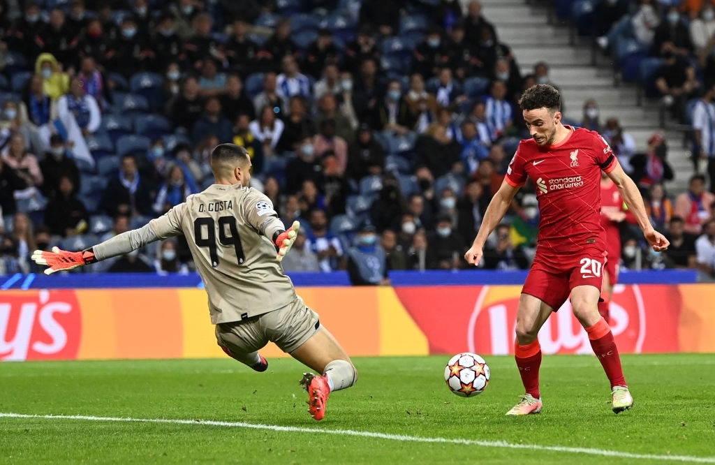 Tam tấu Salah - Mane - Firmino thay nhau lập công, Liverpool đại thắng ở Champions League - Ảnh 5.