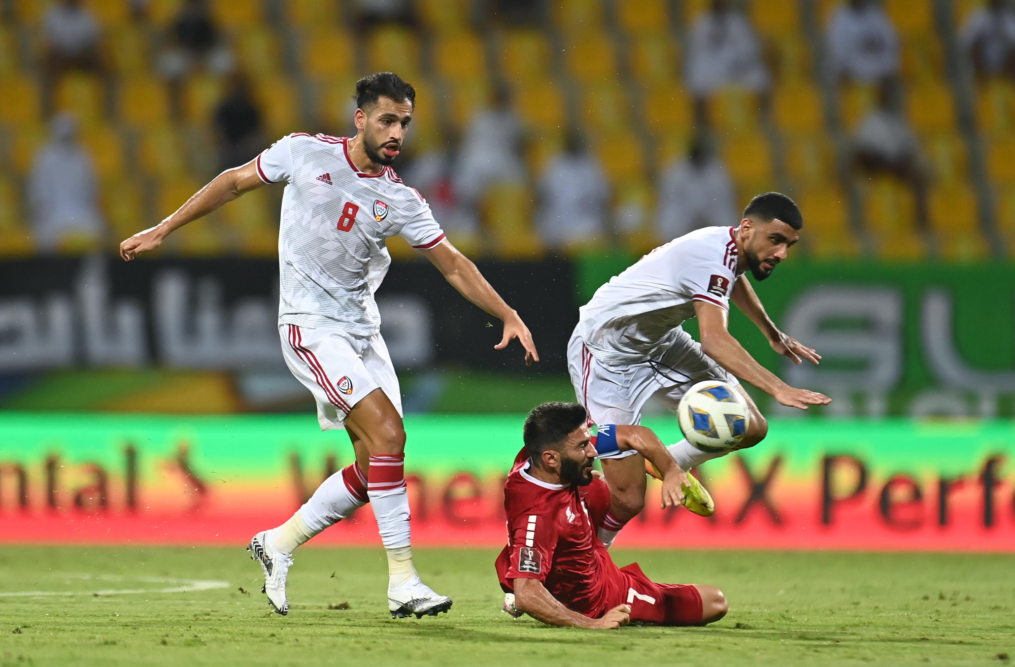 Iran chật vật thắng đối thủ kém 54 bậc trên bảng xếp hạng FIFA - Ảnh 6. Iran chật vật thắng đối thủ kém 54 bậc trên bảng xếp hạng FIFA - Ảnh 6.
