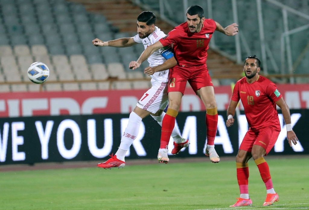 Iran chật vật thắng đối thủ kém 54 bậc trên bảng xếp hạng FIFA - Ảnh 1. Iran chật vật thắng đối thủ kém 54 bậc trên bảng xếp hạng FIFA - Ảnh 1.