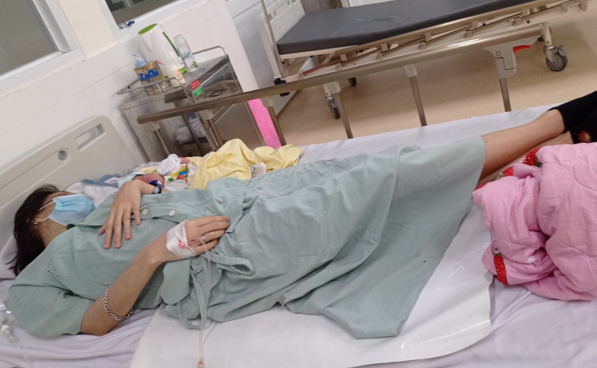 Tài xế đỡ đẻ, đưa sản phụ nguy kịch vào bệnh viện lúc nửa đêm: May mắn vì đã nghe mẹ tròn con vuông - Ảnh 5. Tài xế đỡ đẻ, đưa sản phụ nguy kịch vào bệnh viện lúc nửa đêm: May mắn vì đã nghe mẹ tròn con vuông - Ảnh 5.