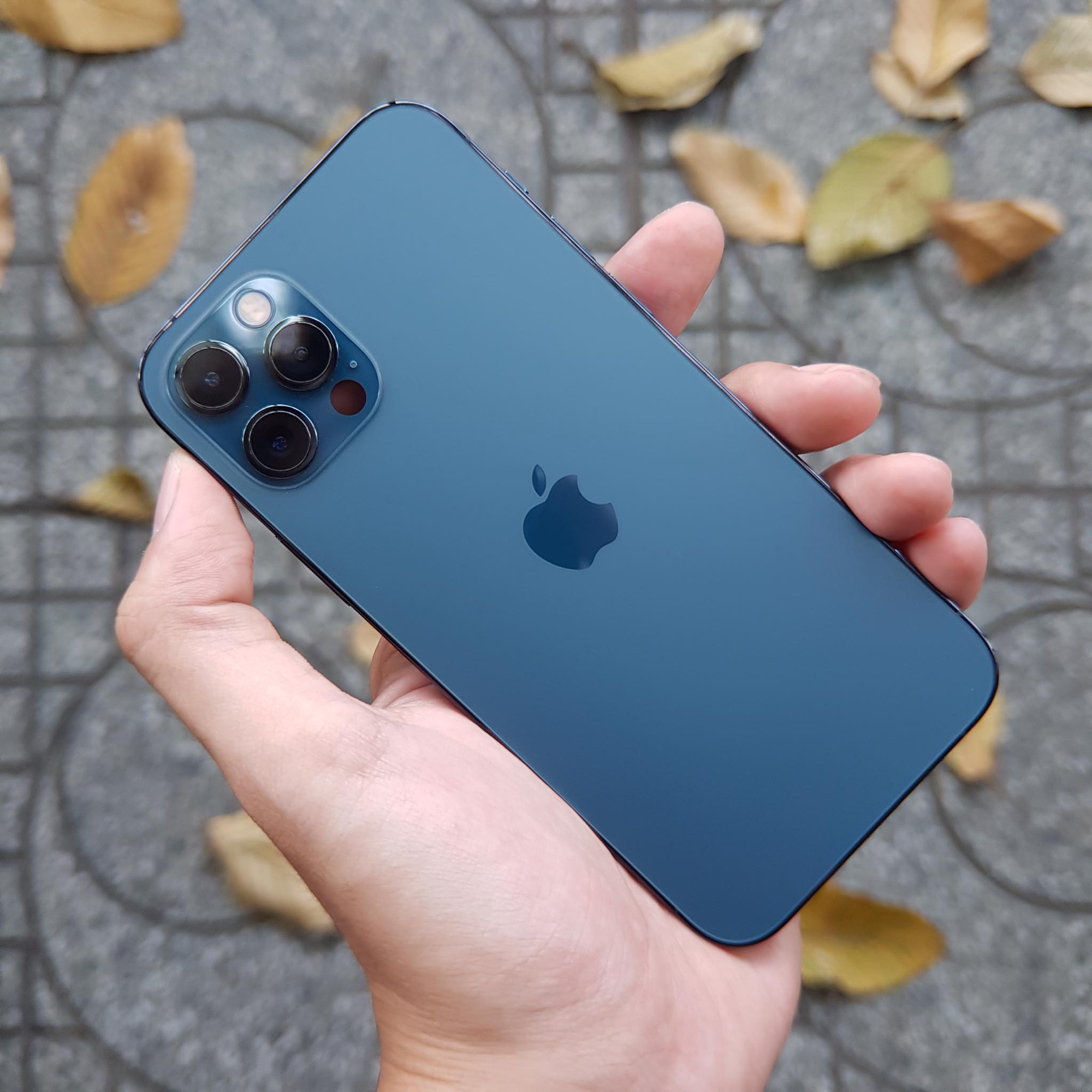Cộng đồng mạng tranh cãi dữ dội về lý do người dùng iPhone không muốn sử dụng smartphone chạy Android - Ảnh 2.