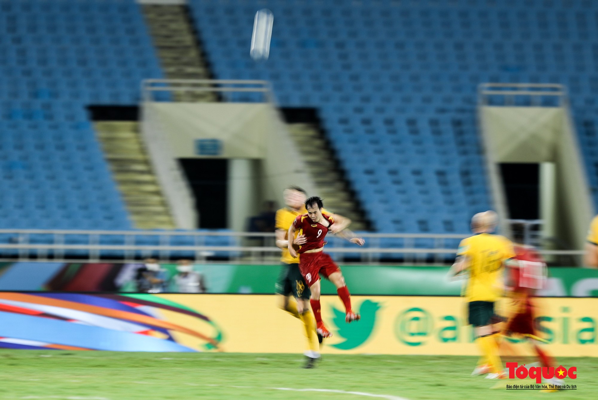 Những khoảnh khắc ấn tượng ở trận tuyển Việt Nam thua tiếc nuối Australia - Ảnh 17.